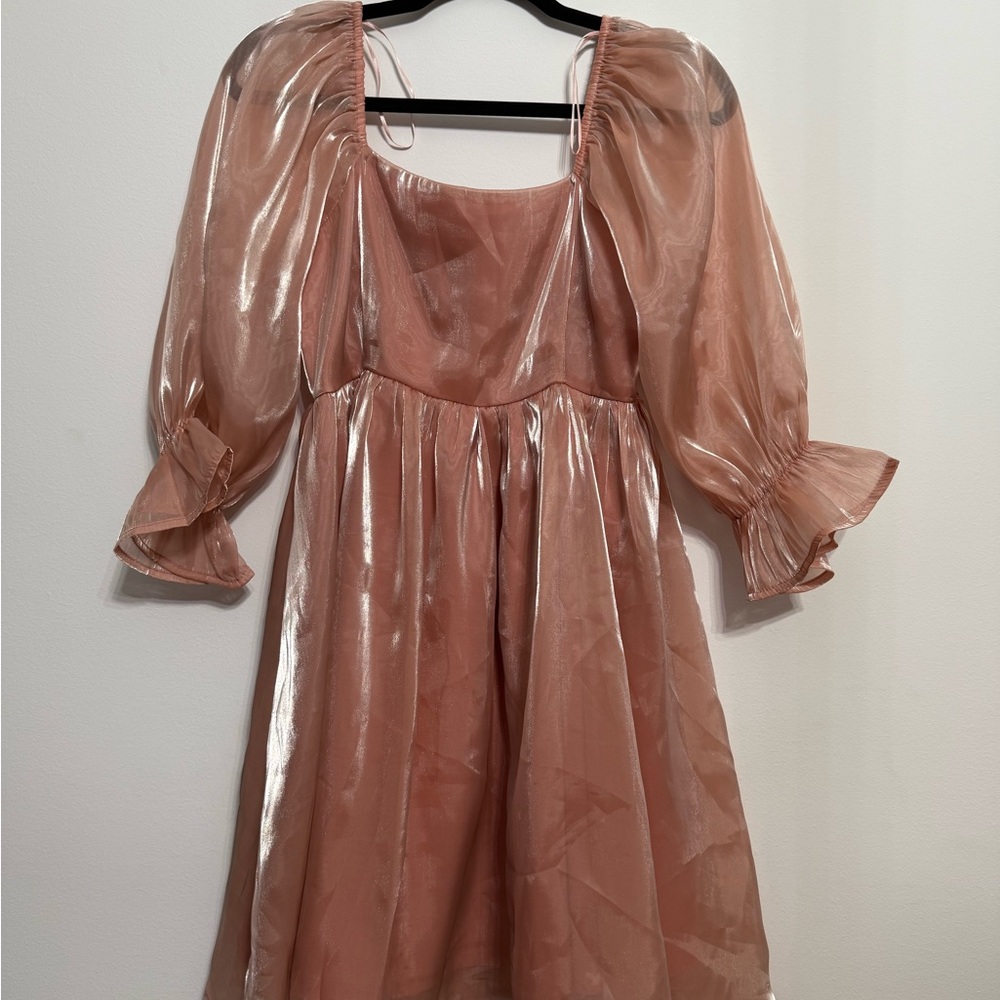 Shimmering Pink Dress with Puff Sleeves
